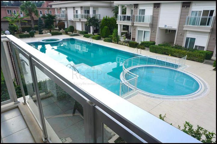 شقة 4 + 1 في منطقة بيليك أنطاليا 