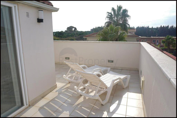 شقة 4 + 1 في منطقة بيليك أنطاليا 