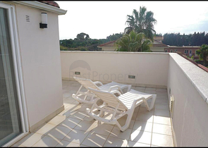 شقة 4 + 1 في منطقة بيليك أنطاليا 