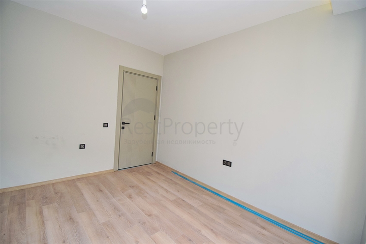 شقق 4+1 في منطقة كيزيلتوبراك-أنطاليا الصغيرة 