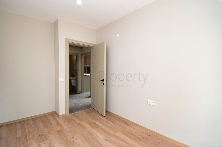 شقق 4+1 في منطقة كيزيلتوبراك-أنطاليا الصغيرة 