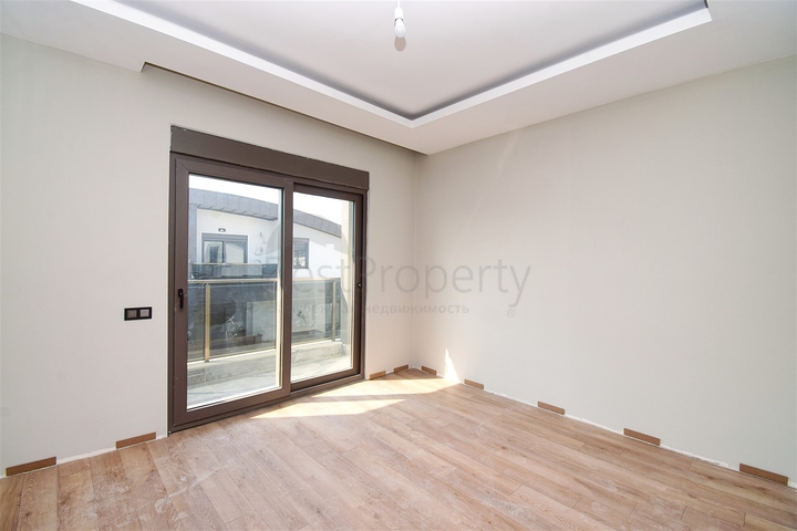 شقق 4+1 في منطقة كيزيلتوبراك-أنطاليا الصغيرة 