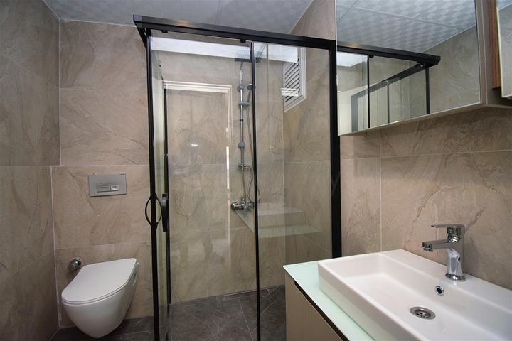 شقق 4+1 في منطقة كيزيلتوبراك-أنطاليا الصغيرة 