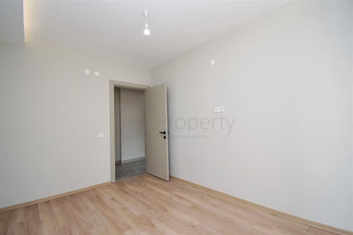 شقق 4+1 في منطقة كيزيلتوبراك-أنطاليا الصغيرة 