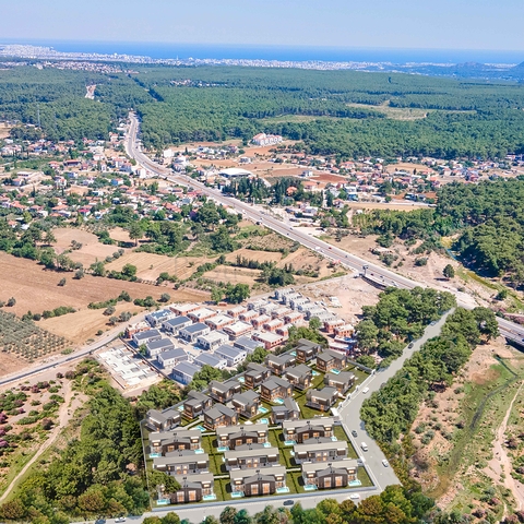 فلل 4 + 1 في دوشيميالتي-منطقة أنطاليا 