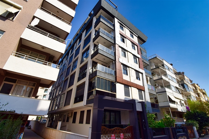 شقة 3+1 في حي جينشليك-أنطاليا 