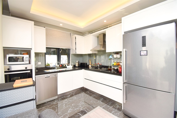 شقة 3+1 في حي جينشليك-أنطاليا 