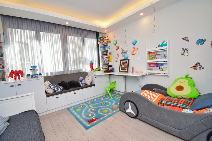 شقة 3+1 في حي جينشليك-أنطاليا 