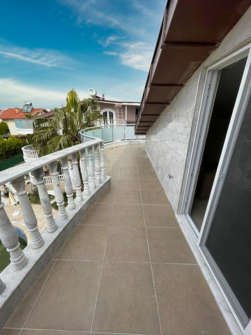 فيلا 3 + 1 في منطقة بيليك أنطاليا 