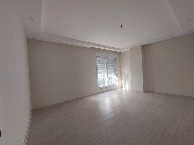 شقق دوبلكس 3+1 و 4+1 و 6+1 في حي كيزيلتوبراك - أنطاليا 