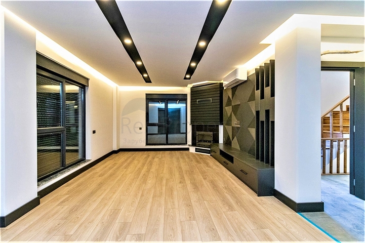 فلل 4 + 1 في دوشيميالتي-منطقة أنطاليا 