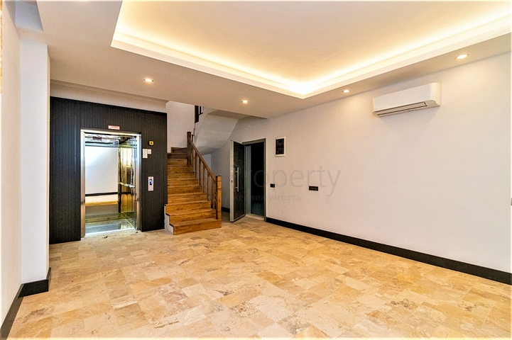 فلل 4 + 1 في دوشيميالتي-منطقة أنطاليا 