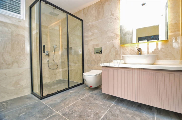 فيلات 3 + 1 في جوزيلوبا - حي أنطاليا 