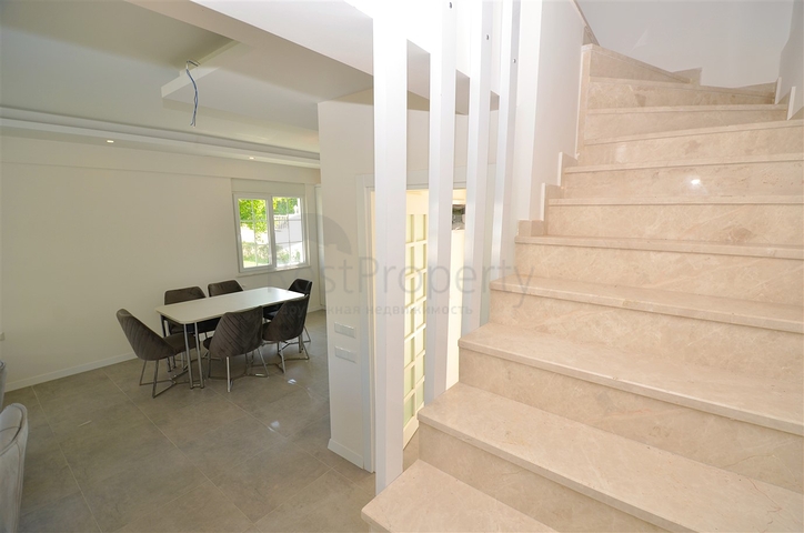 فيلات 2 + 1 في أصلانبوجاك-منطقة أنطاليا السكنية 