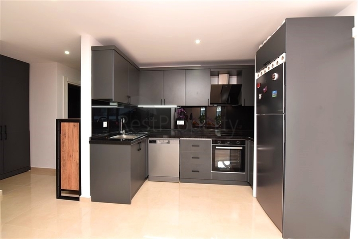 شقة 2 + 1 في مجمع سكني مع البنية التحتية للفنادق.