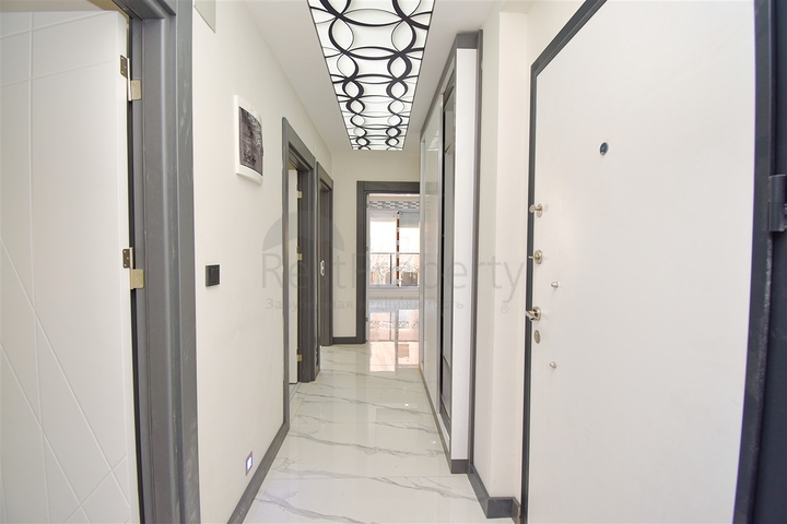 شقق 1+1 و 4+1 في كونوكسيفر-منطقة أنطاليا السكنية 