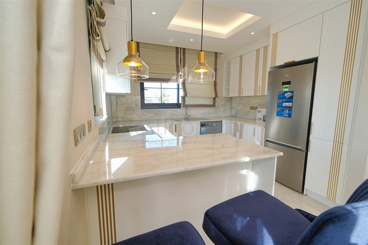 فلل 4 + 1 في منطقة بيليك أنطاليا 