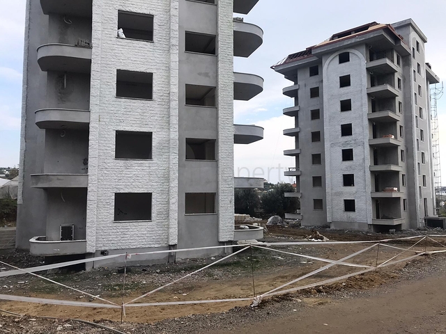 بالاقساط وباسعار تبدأ من 37 الف يورو -شقق ضمن مجمع سكني قيد الانشاء -في افسلار / الانيا 