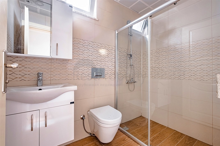 فلل 5 + 1 في منطقة بيليك أنطاليا 