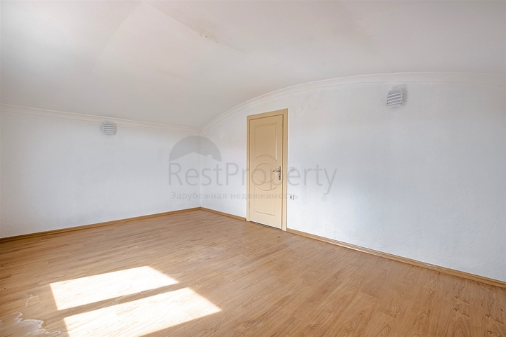 فلل 5 + 1 في منطقة بيليك أنطاليا 