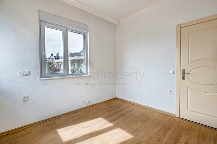 فلل 5 + 1 في منطقة بيليك أنطاليا 