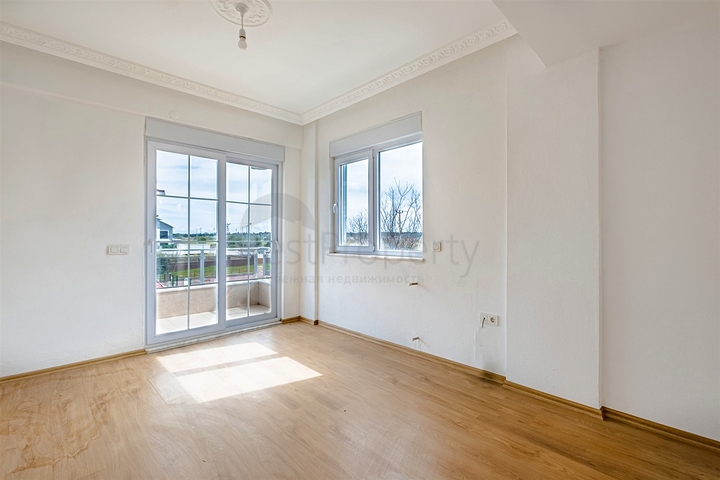 فلل 5 + 1 في منطقة بيليك أنطاليا 