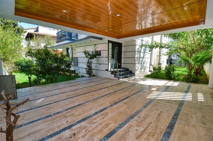 فيلا 6+2 في كيمير-منطقة أنطاليا 