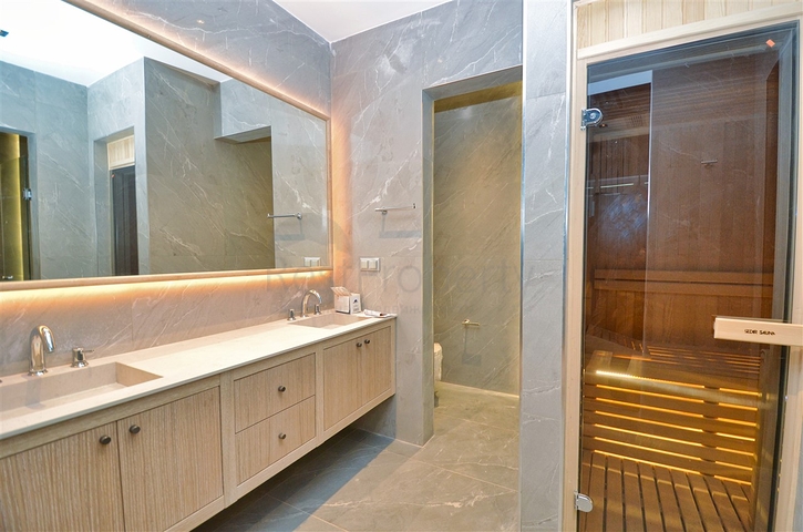 فيلا 4+1 في دوشيمالتي-منطقة أنطاليا