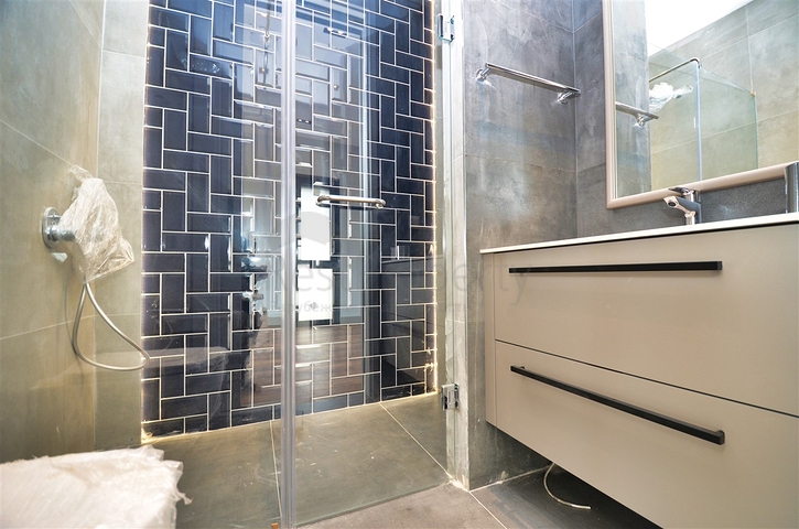 فيلا 4+1 في دوشيمالتي-منطقة أنطاليا