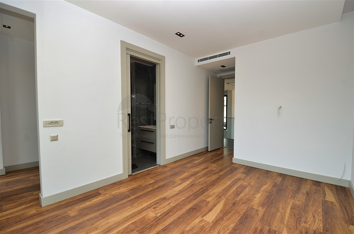 فيلا 4+1 في دوشيمالتي-منطقة أنطاليا