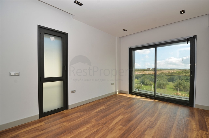 فيلا 4+1 في دوشيمالتي-منطقة أنطاليا