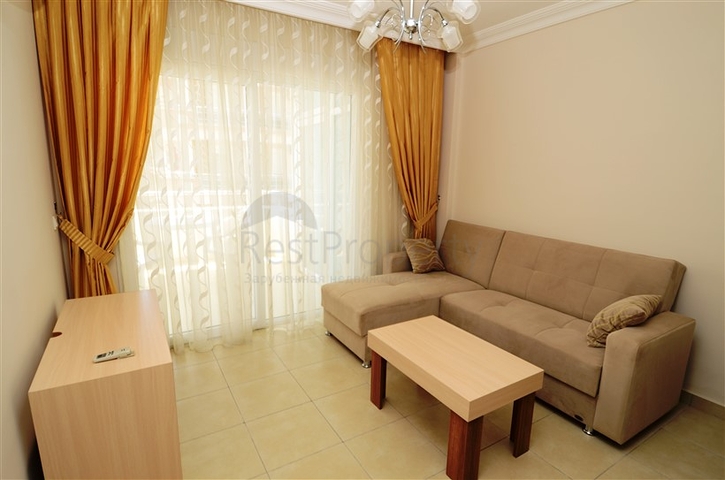 شقة غرفة و صالة  في ماهموت لار بسعر ممتاز