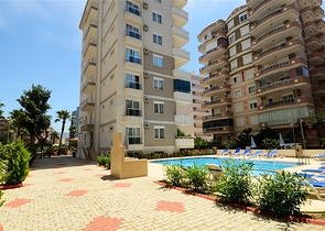 شقة غرفة و صالة  في ماهموت لار بسعر ممتاز