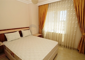 شقة غرفة و صالة  في ماهموت لار بسعر ممتاز