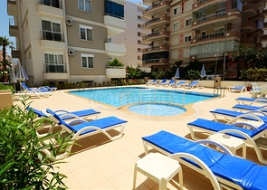 شقة غرفة و صالة  في ماهموت لار بسعر ممتاز