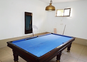 مجمع سكني بشقق مختلفة في أنطاليا