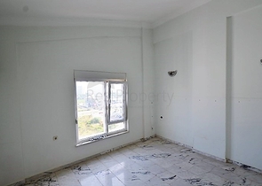 مجمع سكني بشقق مختلفة في أنطاليا