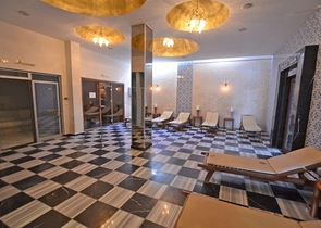 شقة ضمن مجمع عصري في ألانيا