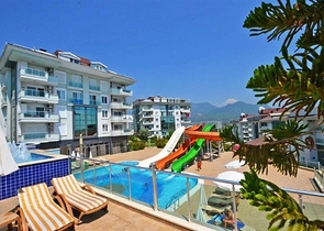 شقة ضمن مجمع عصري في ألانيا