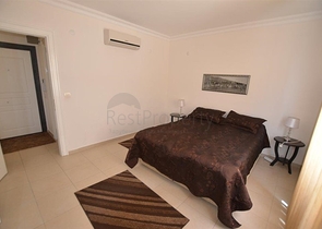 شقة ضمن مجمع عصري في ألانيا