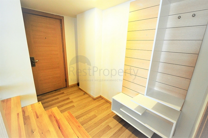 مجمع سكني بشقق مختلفة في أنطاليا