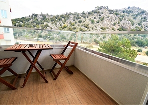 مجمع سكني بشقق مختلفة في أنطاليا