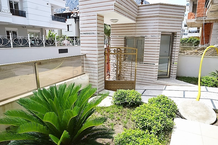 شقق واسعة في كونيالتي انطاليا