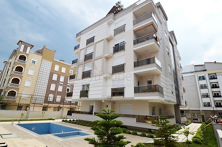 شقق واسعة في كونيالتي انطاليا