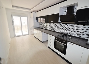 شقق واسعة في كونيالتي انطاليا