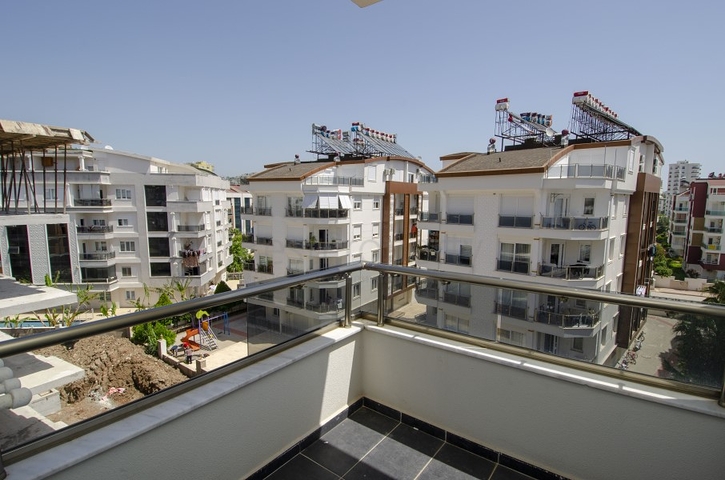 مجمع سكني عصري في أنطاليا