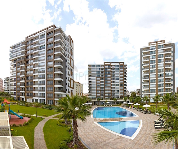 أحد افخم المجمعات في أنطاليا على البحر مباشرة