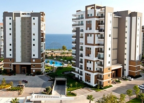 أحد افخم المجمعات في أنطاليا على البحر مباشرة