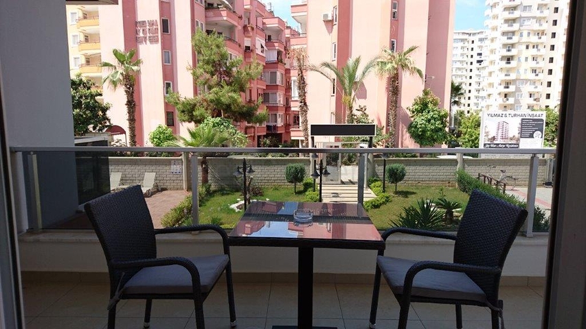 شقة استديو مؤثثة بالكامل في ماهموت لار