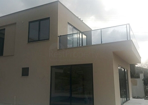 فيلا فاخرة بأربع غرف نوم في الانيا